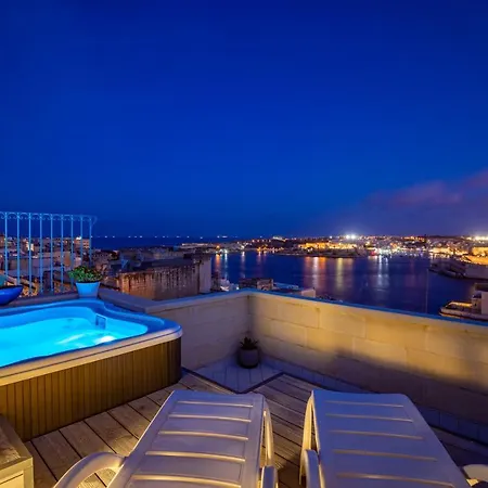 Oda ve Kahvaltı Tano's Boutique