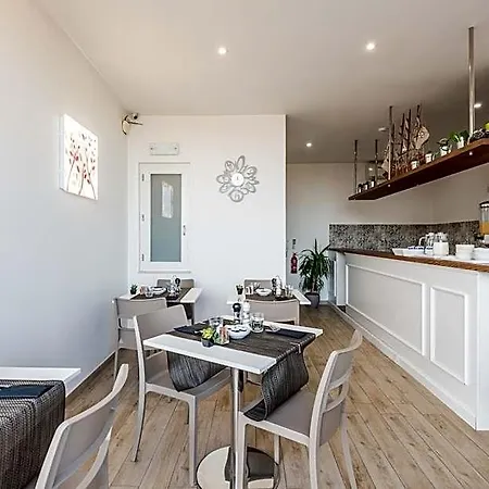 Tano's Boutique Bed & Breakfast