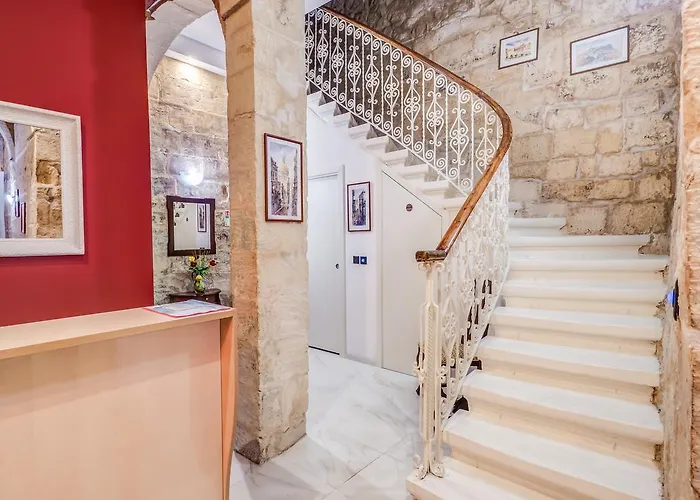 Tano's Boutique Bed and Breakfast Βαλέτα