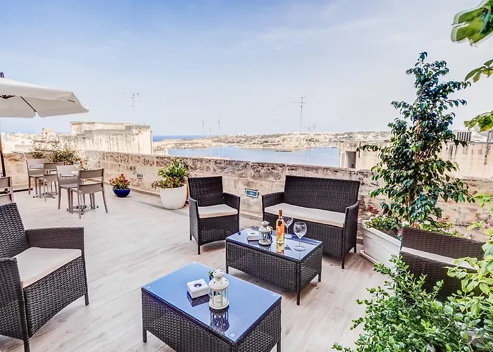 B&B Tano's Boutique 4*