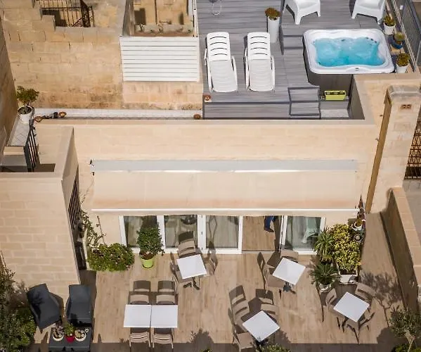 Tano's Boutique ואלטה